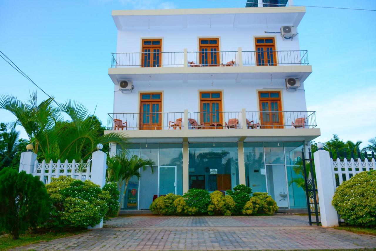 Hotel Kiyara ダンブッラ エクステリア 写真